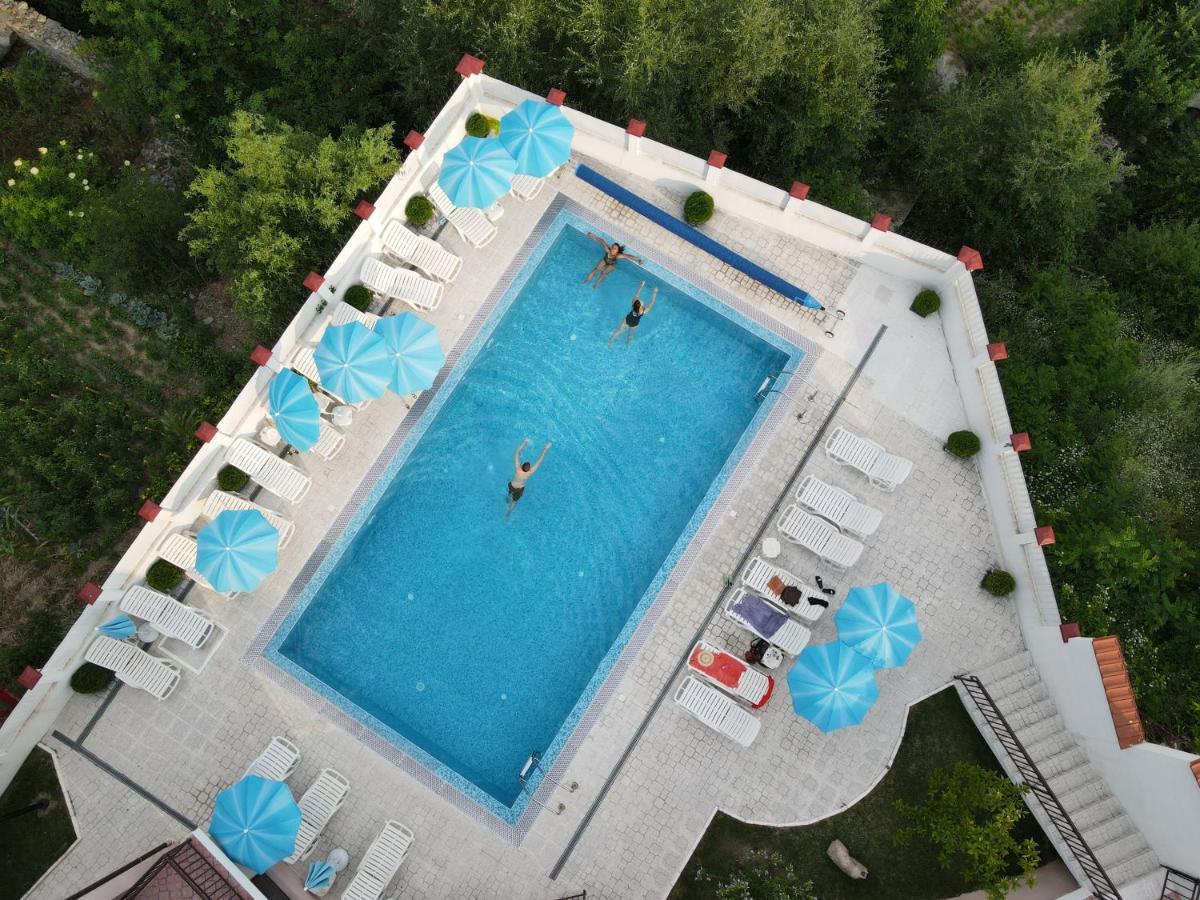 Hotel Deyanira Gorno Dryanovo Esterno foto
