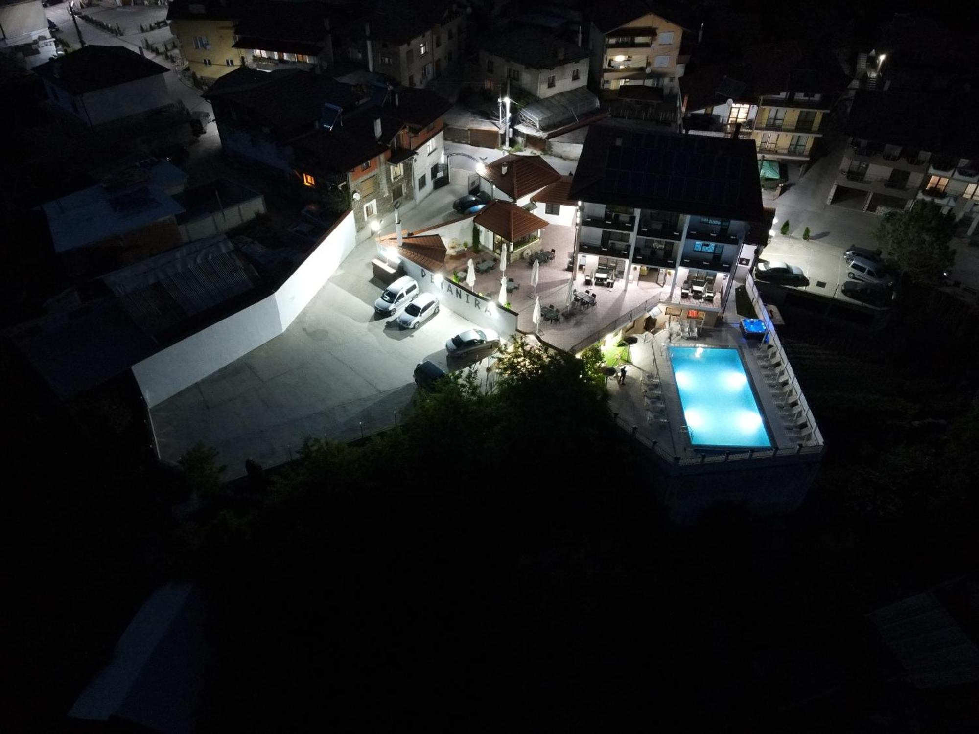Hotel Deyanira Gorno Dryanovo Esterno foto