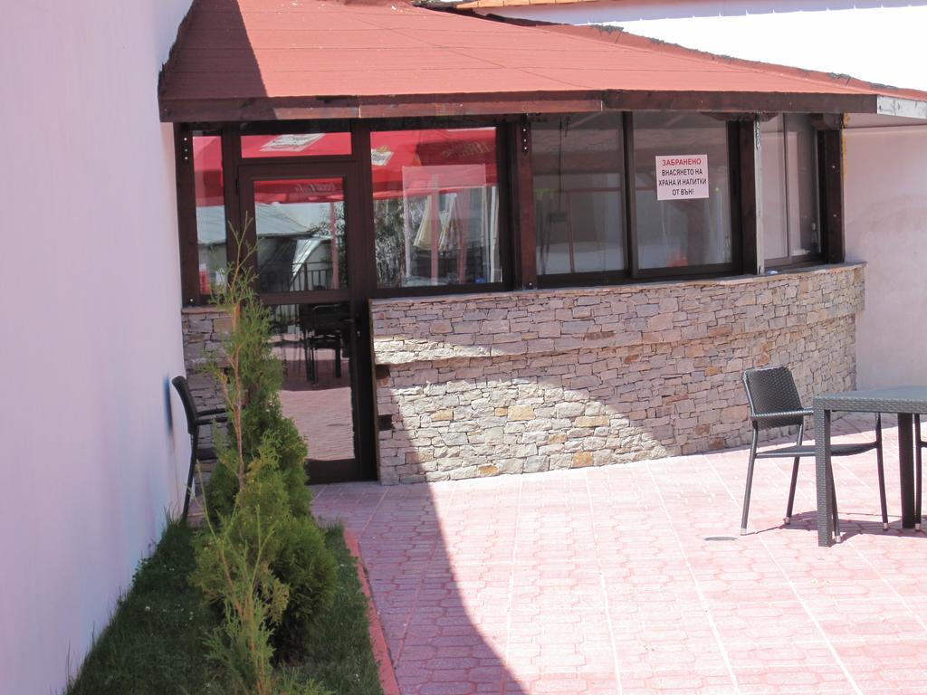 Hotel Deyanira Gorno Dryanovo Esterno foto