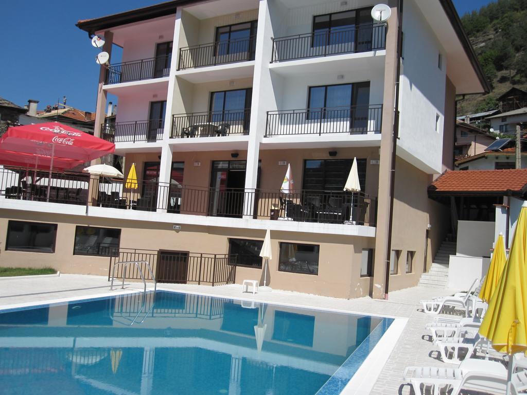 Hotel Deyanira Gorno Dryanovo Esterno foto